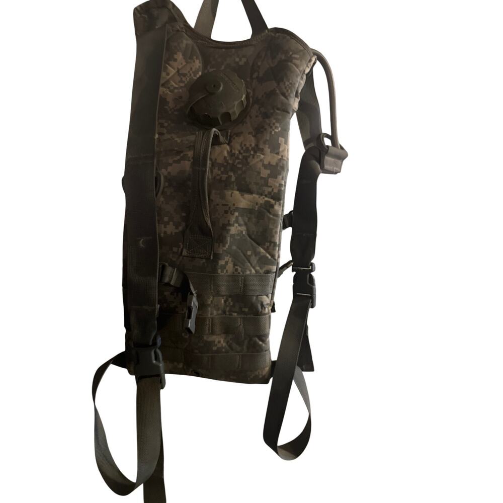 US Military MOLLE II Hydration Pack Carrier – ACU Digital Camo Tactical Backpack
